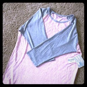 Brand new LulaRoe Randy top